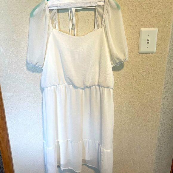 Tacera- White Tiered Dress, Size Large - Picture 1 of 11